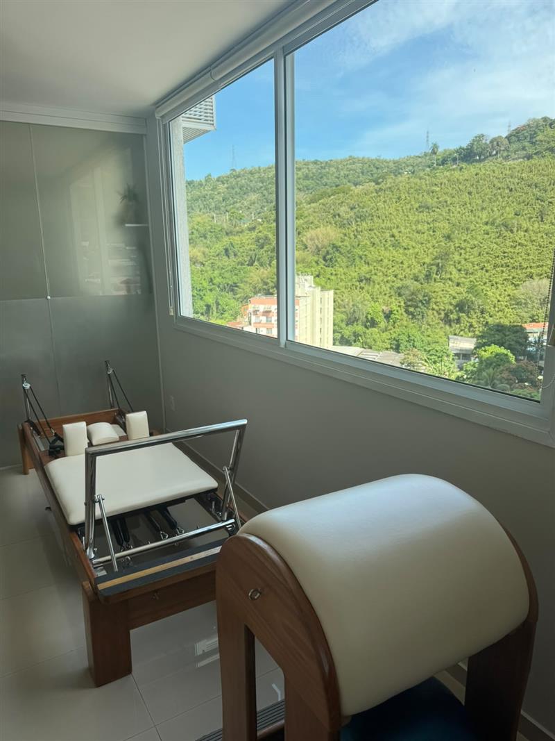 Reformer da Movitta com vista para o verde